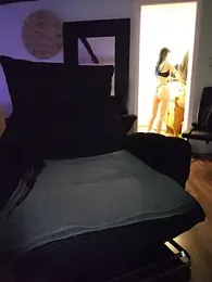 Smokaxhontas webcam model stream image