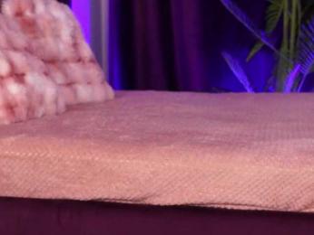 SashaLorrenz webcam model stream image