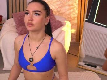 SashaLorrenz webcam model stream image