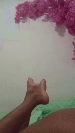 luara16 webcam model stream image