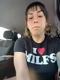 MommyGambit webcam stripchat model stream image