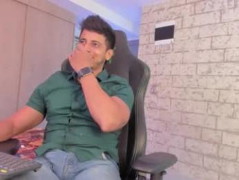 ashton_coleman_ webcam model stream image