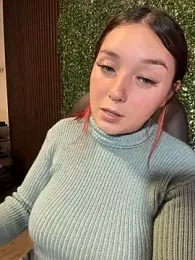 Karen18_boobs webcam stripchat model stream image