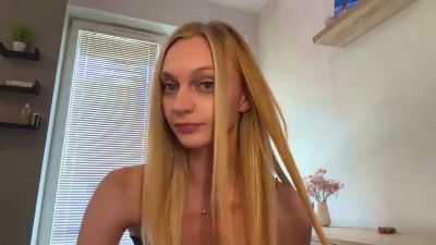 AbbyWeuve webcam model stream image