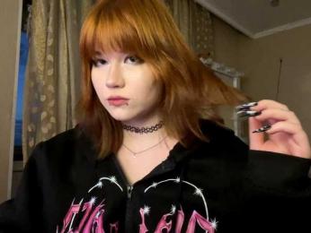 BlindiLohan webcam model stream image
