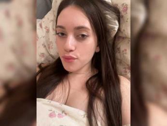 Alienlouhome webcam model stream image