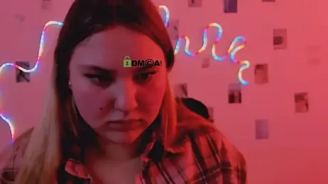 dina_bloom_ webcam model stream image