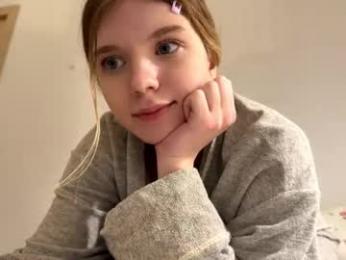 chloe_show webcam chaturbate model stream image