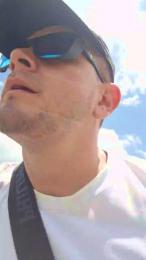 Clark_Jhonz webcam cam4 model stream image