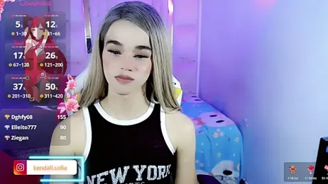 Sophiaa_doll_ webcam model stream image