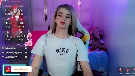 Sophiaa_doll_ webcam model stream image