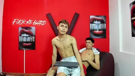 VERY_HOT_GUYS webcam model stream image