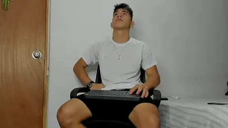 andrew_rose_ webcam model stream image