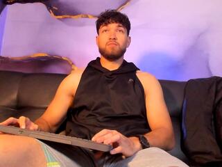 Oliver Dallas webcam model stream image