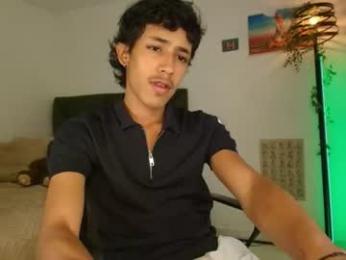 ostin_18hot webcam model stream image