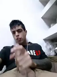 DanyCubanoCumm webcam model stream image