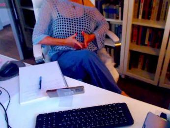 _Angelina_ webcam model stream image