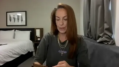 Edenfox- webcam model stream image