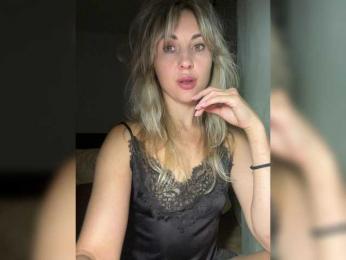 LunaSecret1 webcam model stream image