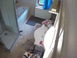 voyeurcam-julmodels-bath-2nd-2 webcam model stream image
