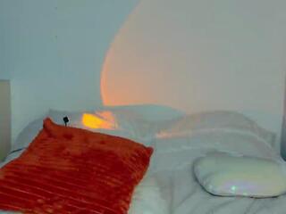 Alyssa Bonett webcam model stream image