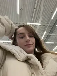 -AngelAri- webcam stripchat model stream image