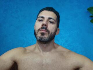 Cutler Q webcam model stream image