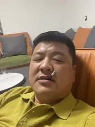 menghuan444 webcam model stream image