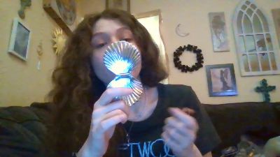 QueenCrimson webcam model stream image