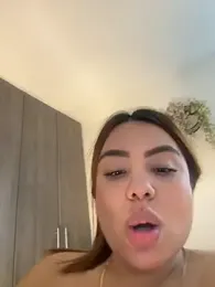 valeria2019hot webcam model stream image