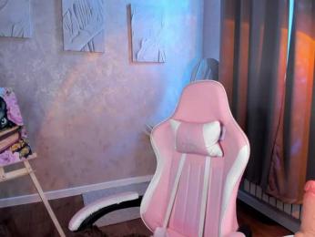 Nelie-Evans webcam model stream image