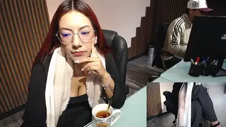 desk_desire webcam model stream image