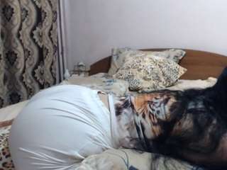 queentwerk webcam model stream image