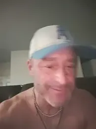 Slydog1010 webcam model stream image
