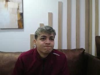 ari_stonne webcam model stream image
