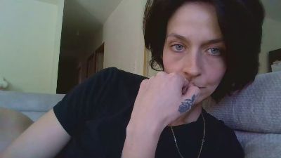 Glaamlulu webcam model stream image