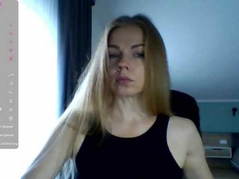 BlondaTina webcam model stream image