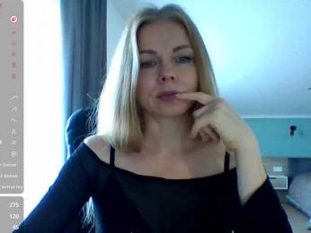 BlondaTina webcam model stream image