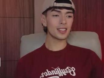 erisleon webcam model stream image