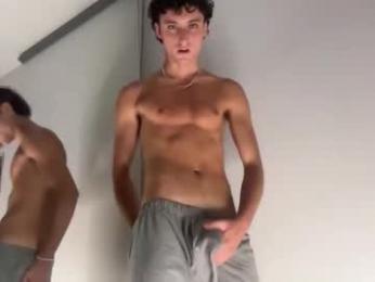 loves_leo webcam model stream image