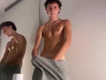 loves_leo webcam model stream image