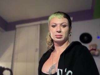 thetsbrieee webcam camsoda model stream image