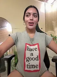 TS-SimplyTheBest webcam stripchat model stream image