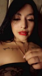 CherryVelvet_ webcam model stream image