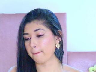 Bela Walker webcam model stream image
