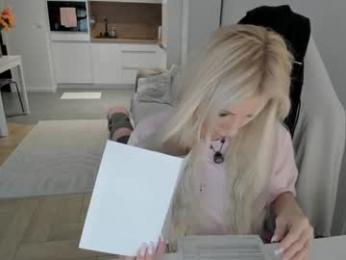 sugar_rainbow webcam model stream image