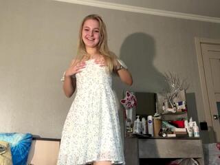 Rebbeca Chitty webcam model stream image