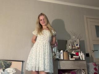 Rebbeca Chitty webcam model stream image