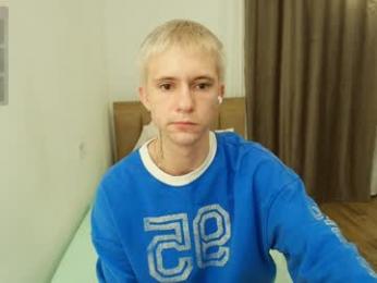 max_gen webcam model stream image