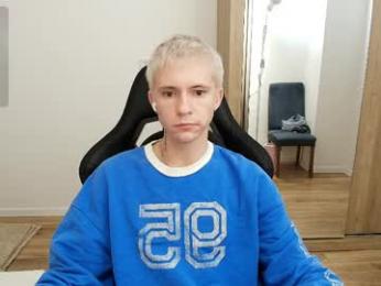 max_gen webcam chaturbate model stream image